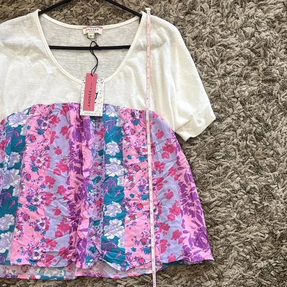 Andree White Scoop Neck Short Sleeve Top with Purple and Teal Floral Panel - Picture 7 of 8